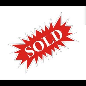 Dior black leather pumps